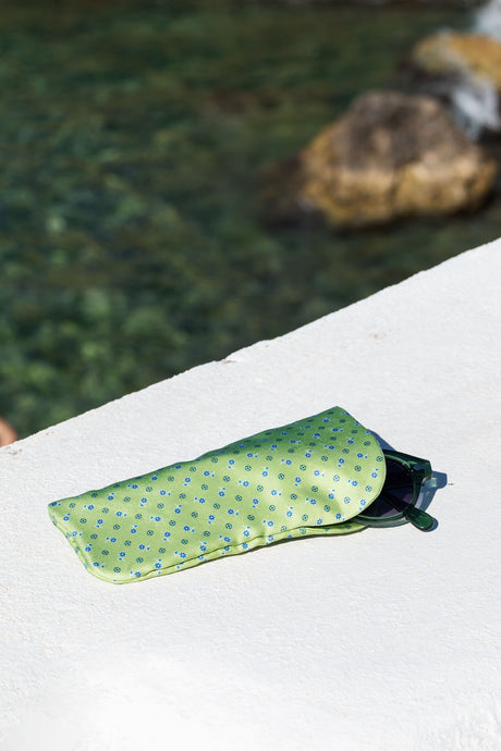 Silk Glasses Case