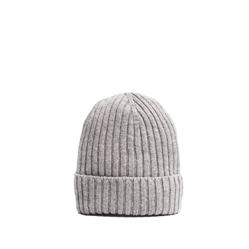 GRAY RIBBED BEANIE