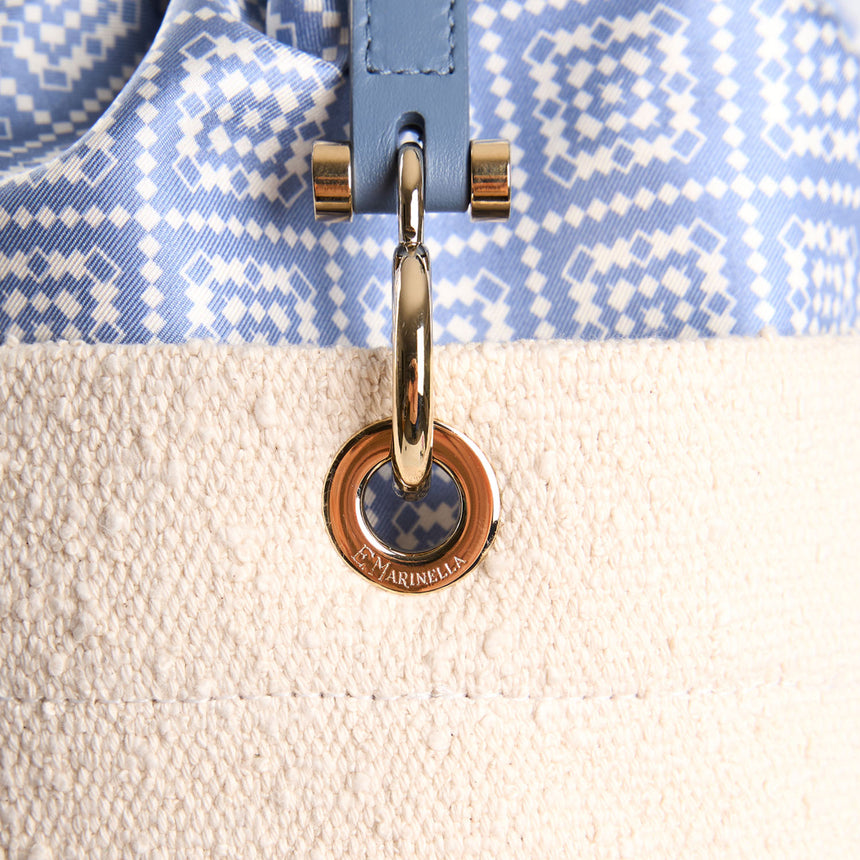 LIGHT BLUE BASKET BAG