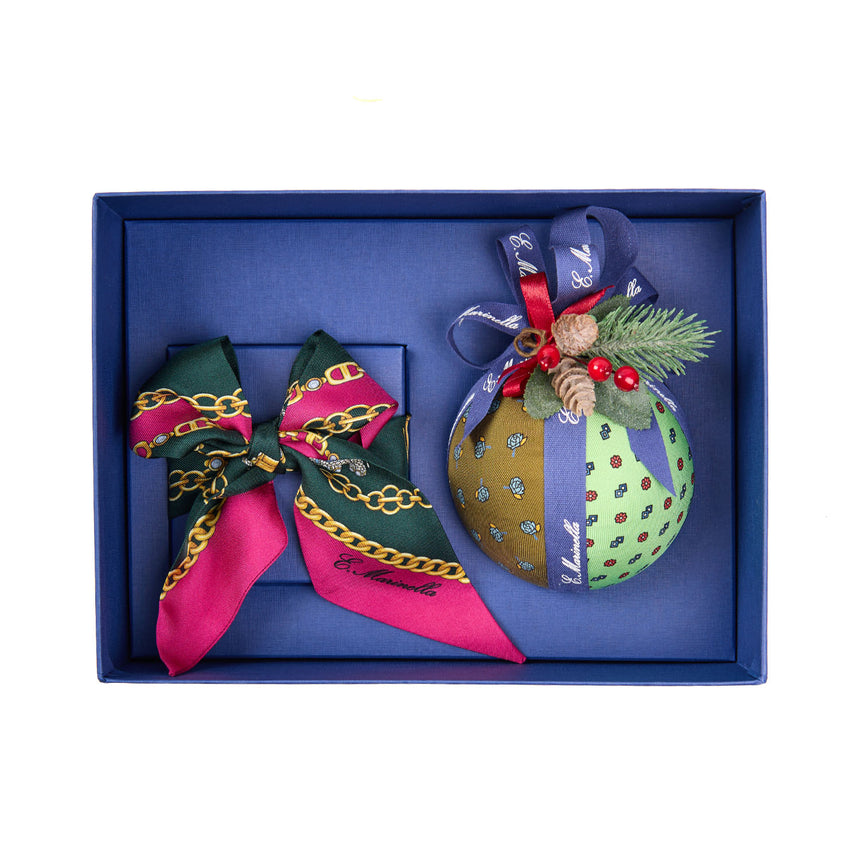 CHRISTMAS BOX WITH FUCHSIA TWILLY