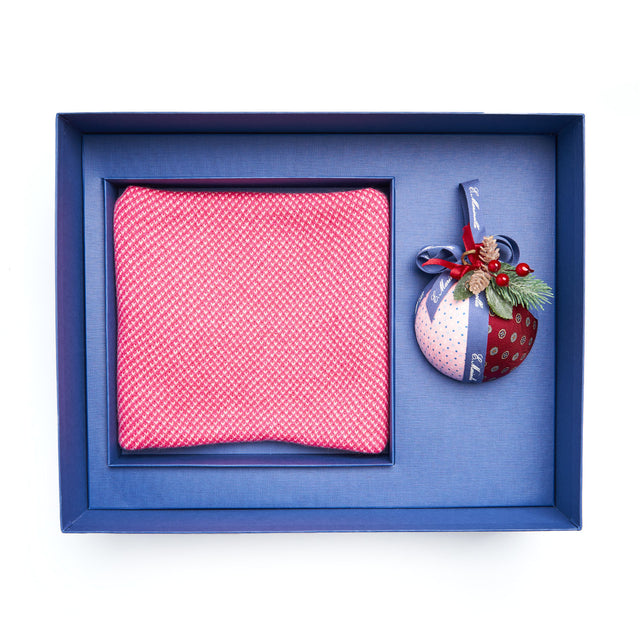 Create Your Patterned Elegance Box - Patterned Neck Warmer and Christmas Bauble