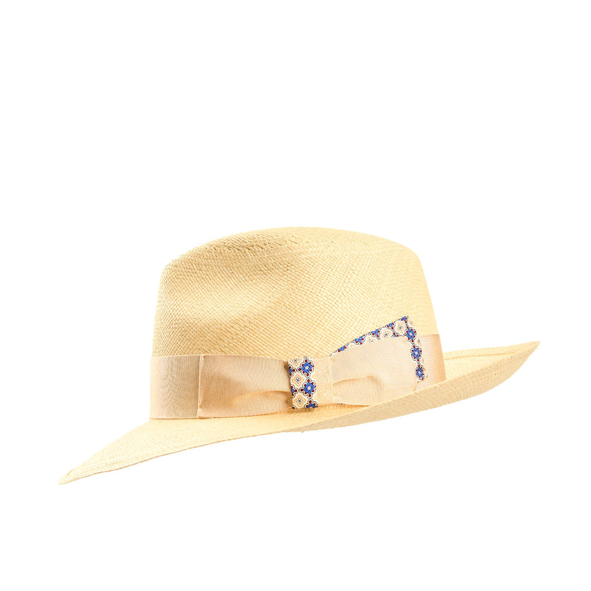 PANAMA AMEDEO MODEL WITH LIGHT WHITE DETAILS ON BOW AND BAND, 56 CM