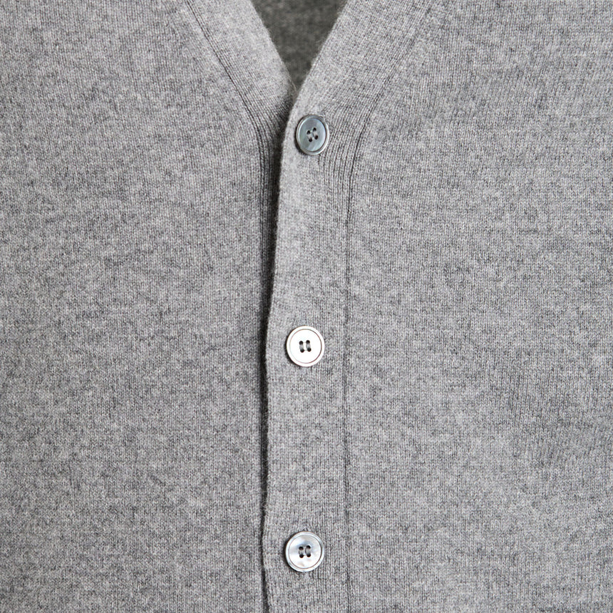LIGHT GREY CARDIGAN