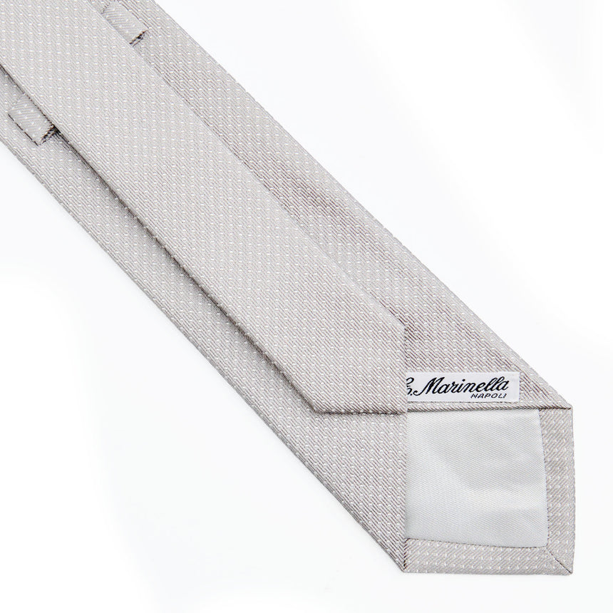 LIGHT GREY CEREMONIAL TIE