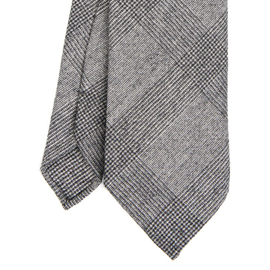 LIGHT GREY CLASSIC UNLINED WOOL TIE