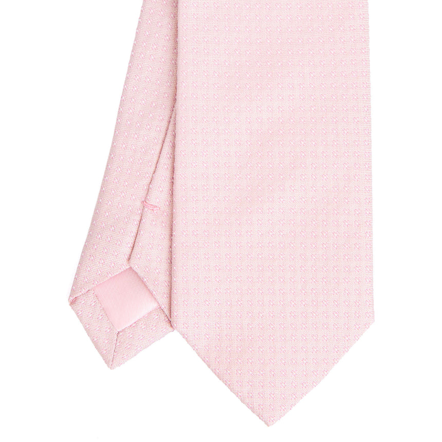 pink_ceremonial_jacquard_silk_tie_small_geometric_pattern_tip_detail