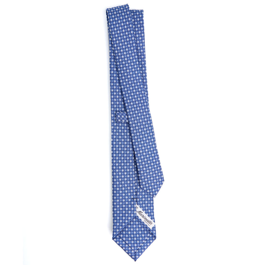 powder_blue_sartorial_7_cm_silk_tie_small_flower_pattern_full_back_view