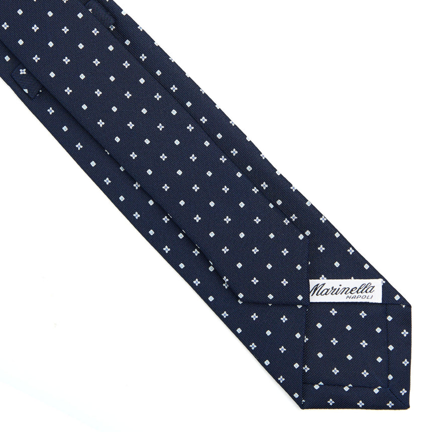 dark_blue_sartorial_7_cm_silk_tie_small_flower_pattern_back_detail