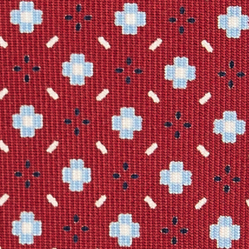 burgundy_9_fold_sartorial_silk_tie_small_flower_pattern_fabric_pattern_detail