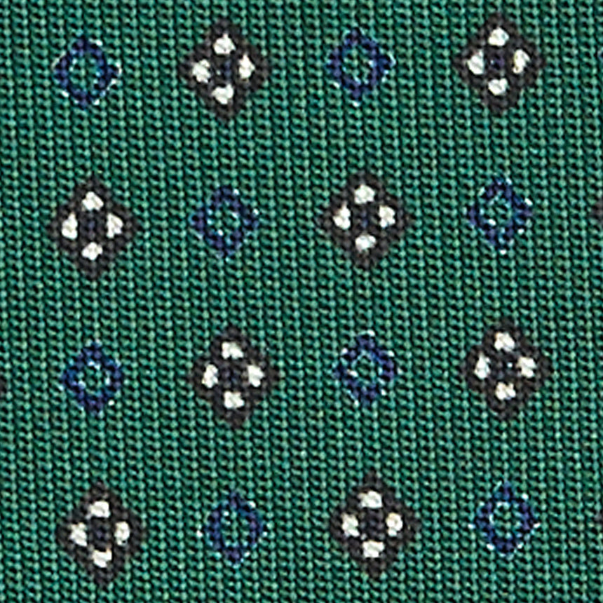 dark_green_blclassic_silk_tie_small_flower_pattern_fabric_detail