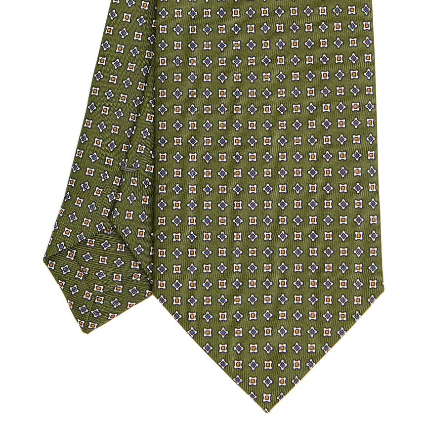 CRAVATTA SARTORIALE CLASSICA IN SETA VERDE OLIVA