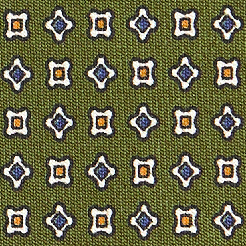 CRAVATTA SARTORIALE CLASSICA IN SETA VERDE OLIVA