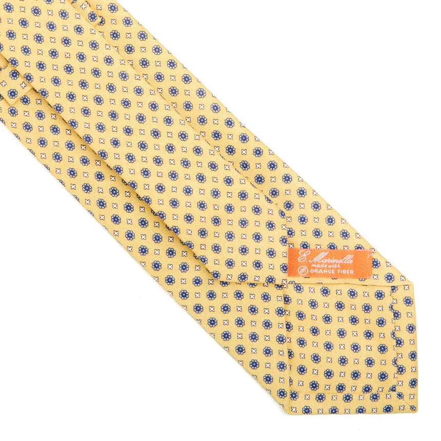 YELLOW SILK AND ORANGE FIBER TIE