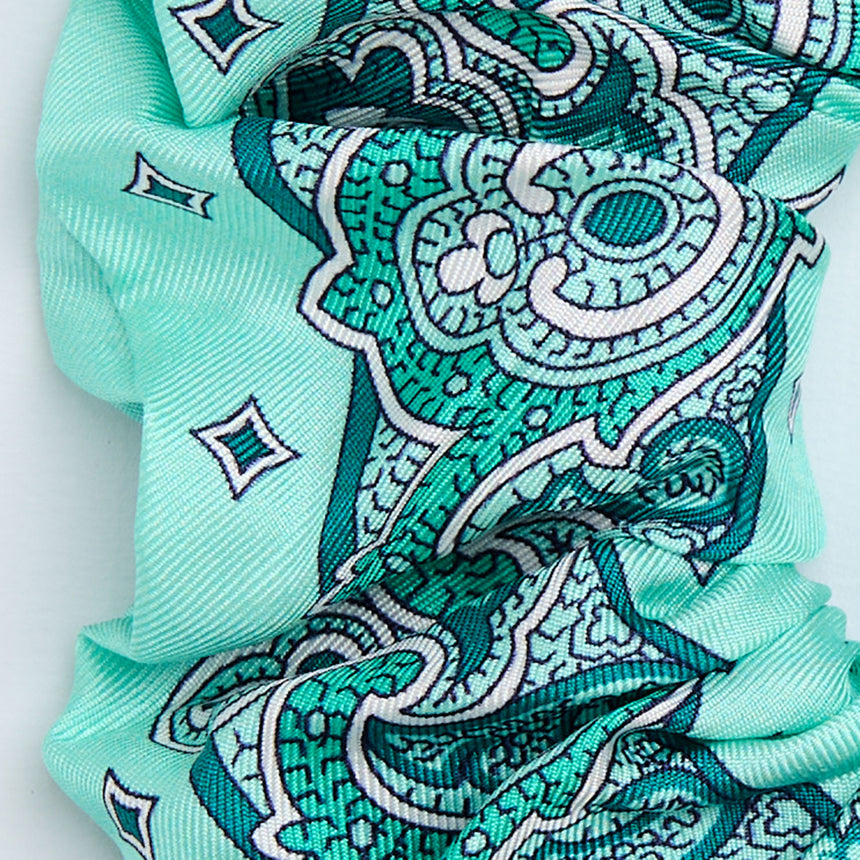 LIGHT GREEN SILK SCRUNCHIE
