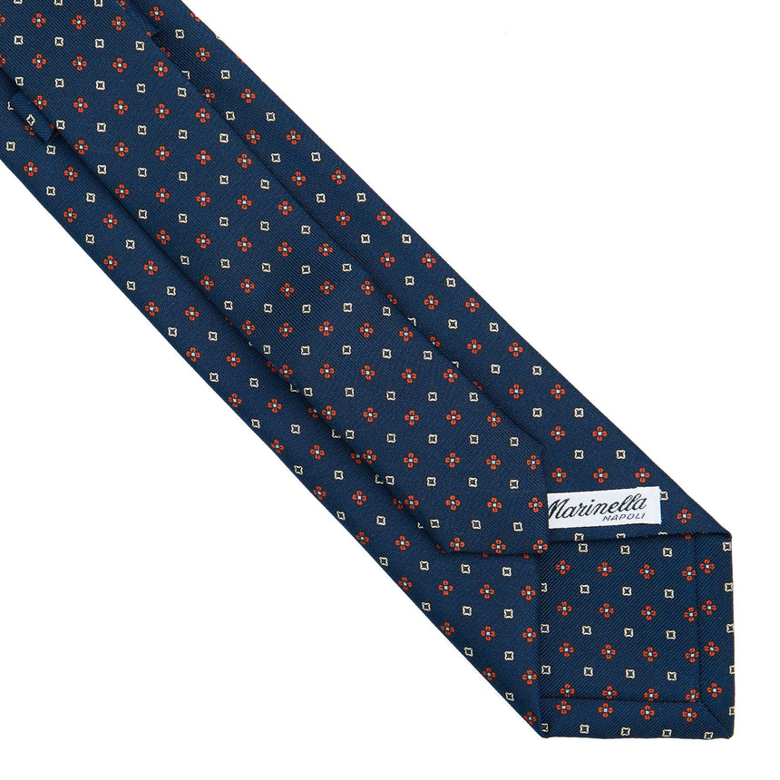 dark_blue_extra_long_sartorial_silk_tie_small_flower_pattern_fabric_pattern_detail