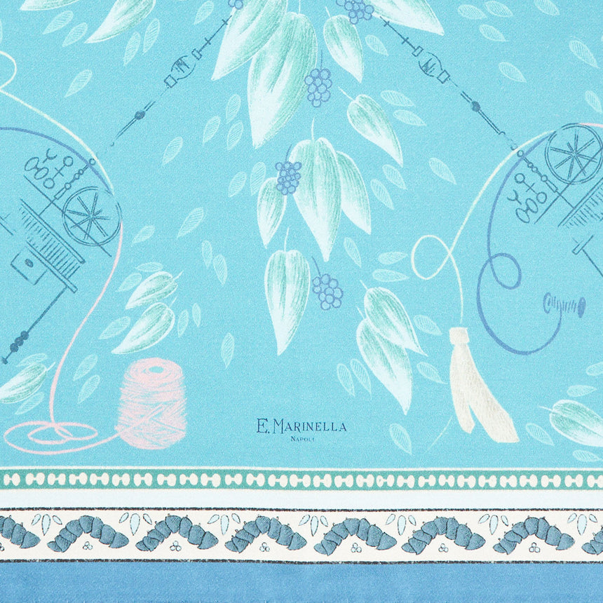 FOULARD BLU IN SETA E ORANGE FIBER