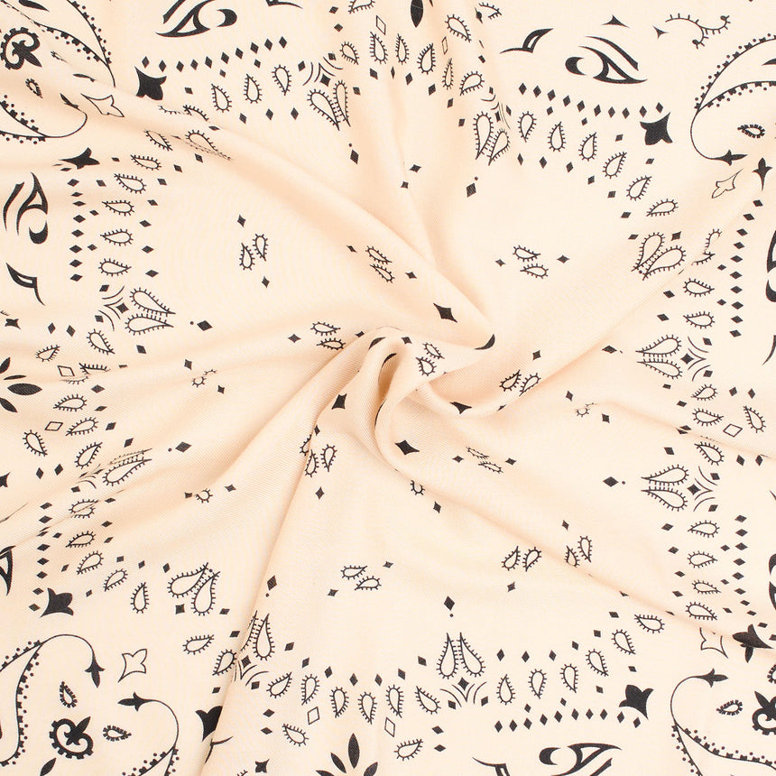 WHITE WOOL, CASHMERE AND SILK SCARF 65