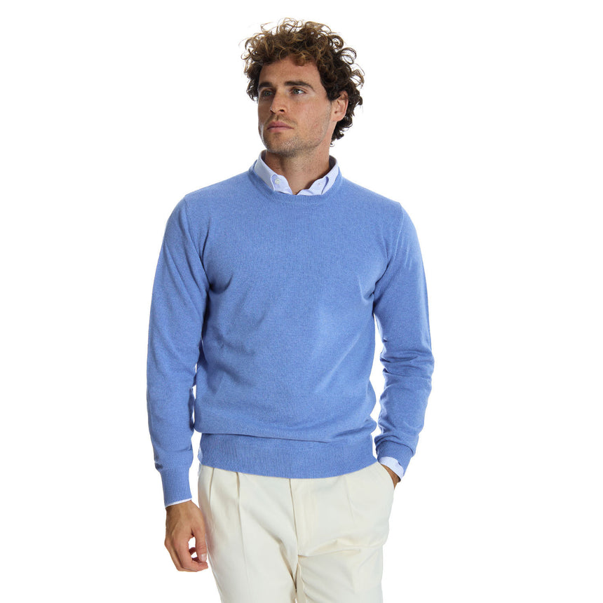 LIGHT BLUE CREWNECK SWEATER