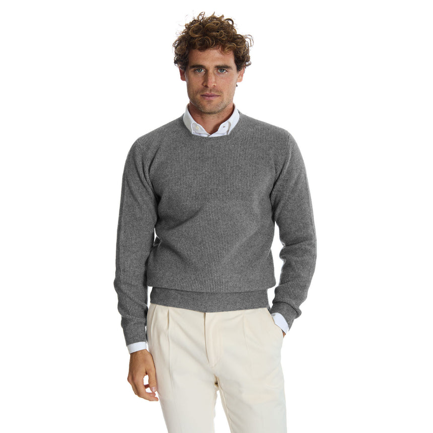 GREY CREWNECK SWEATER