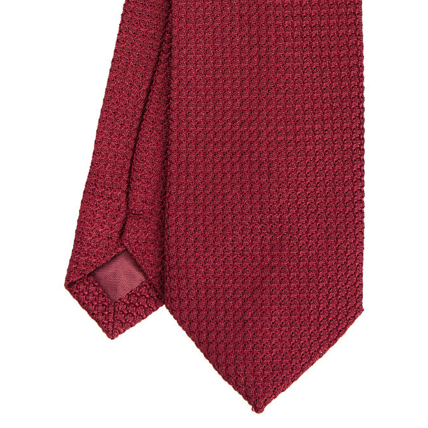burgundy_sartorial_tie_in_granadine_silk_tip_detail