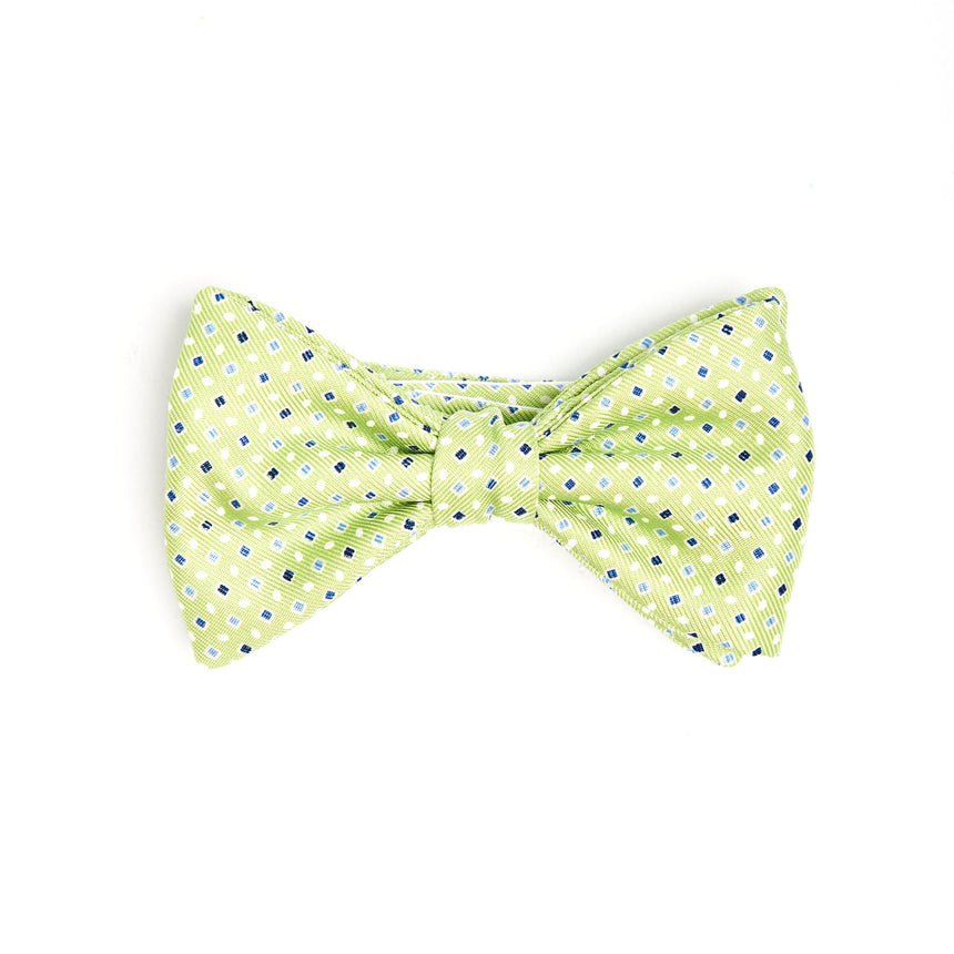 LIGHT GREEN PRE-KNOTTED BOWTIE