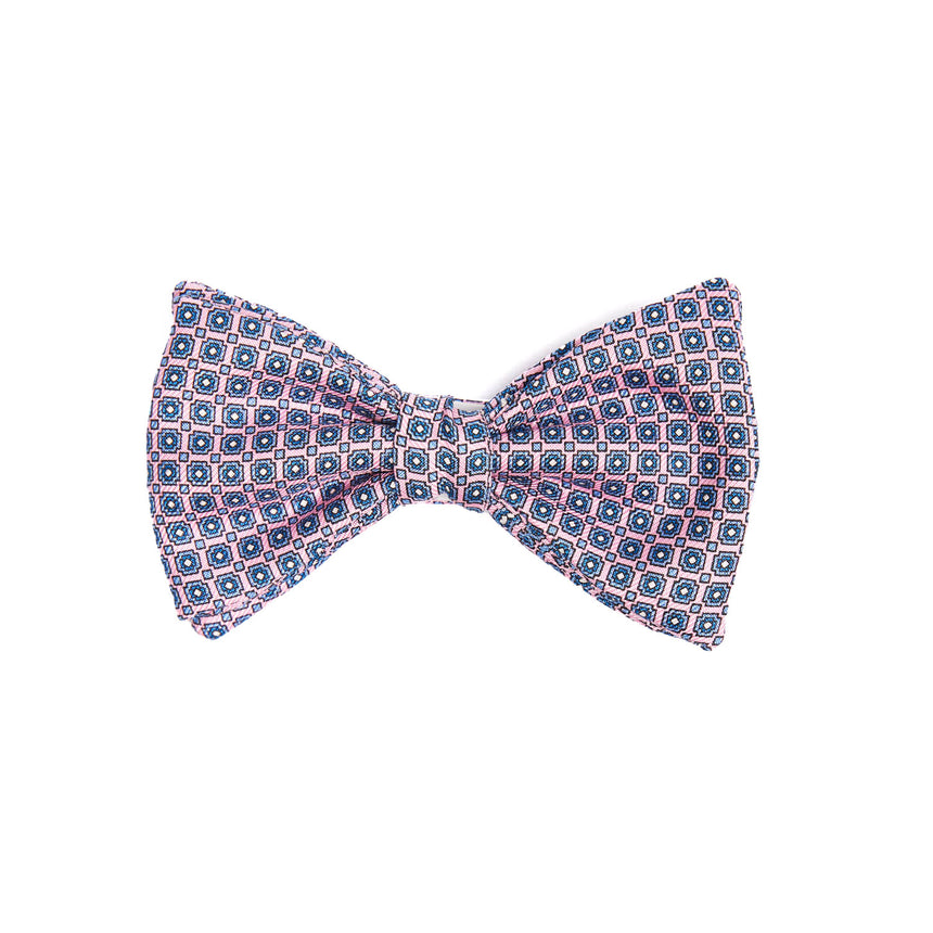 LIGHT GREY PRE-KNOTTED SILK BOWTIE