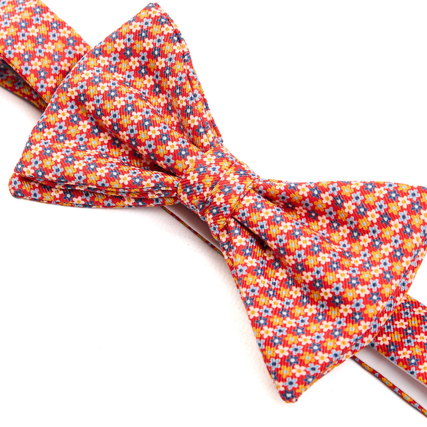 RED PRE-KNOTTED SILK BOWTIE
