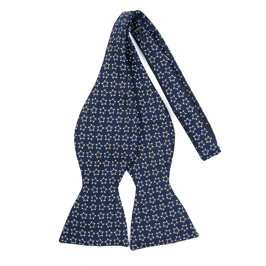DARK BLUE SILK BOWTIE TO SELF-TIE