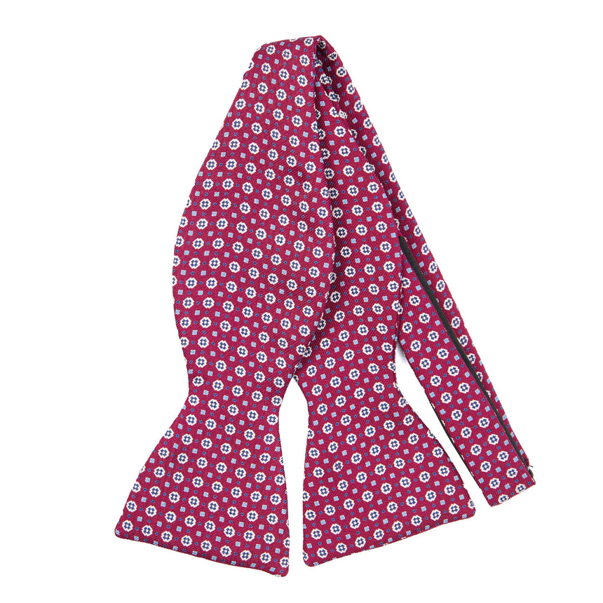 BURGUNDY SILK BOWTIE TO SELF-TIE