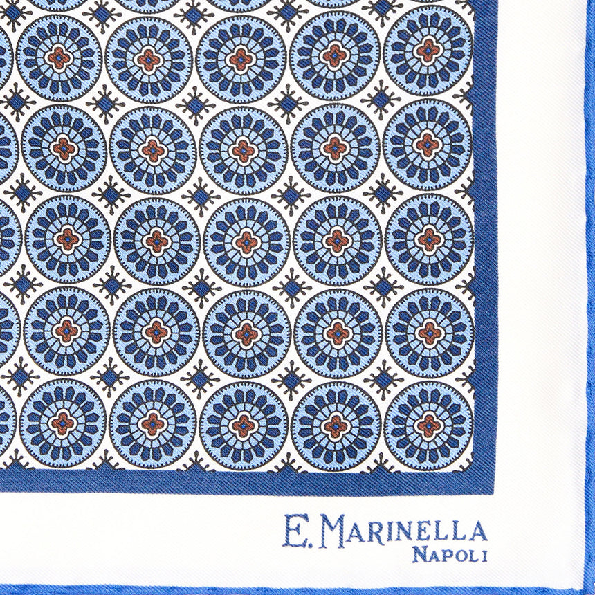 WHITE HAND-PRINTED SILK POCKET SQUARE