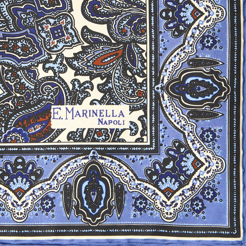 WHITE HAND-PRINTED SILK POCKET SQUARE