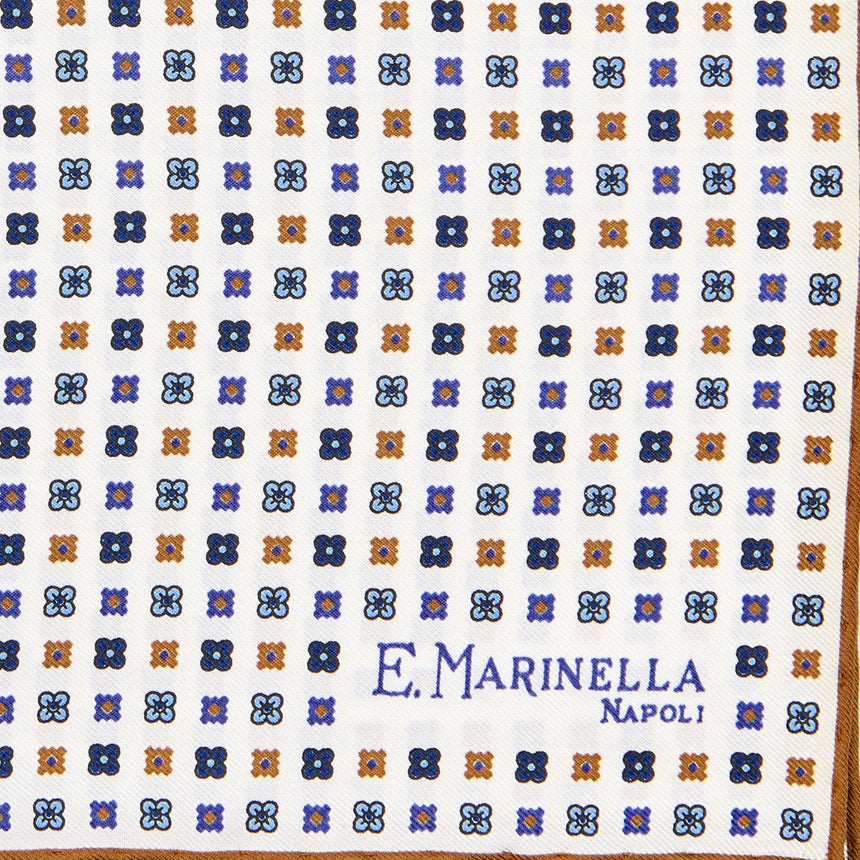 WHITE HAND-PRINTED SILK POCKET SQUARE