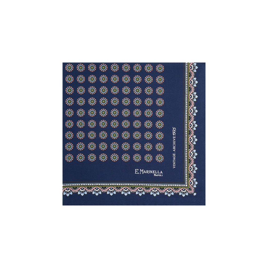 dark_blue_hand_printed_silk_pocket_square_archivio_pattern_1975_centered_and_folded