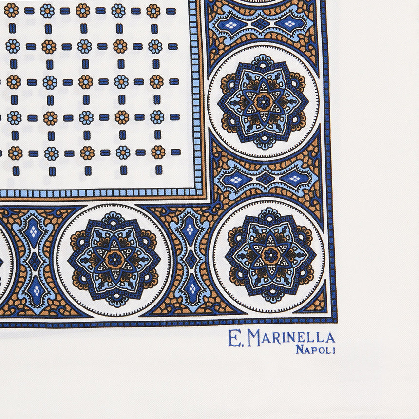 WHITE HAND-PRINTED SILK POCKET SQUARE