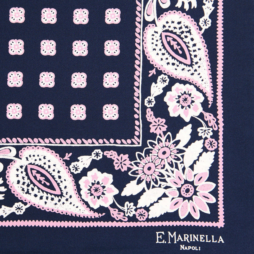 dark_blue_hand_printed_silk_pocket_square_small_flower_pattern_logo_detail_with_hand_rolled_hem