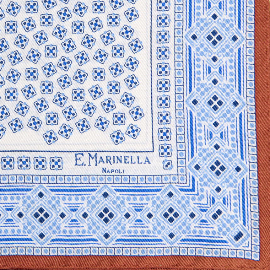 WHITE HAND-PRINTED SILK POCKET SQUARE