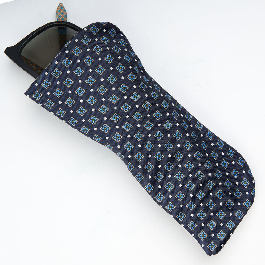DARK BLUE GLASSES CASE