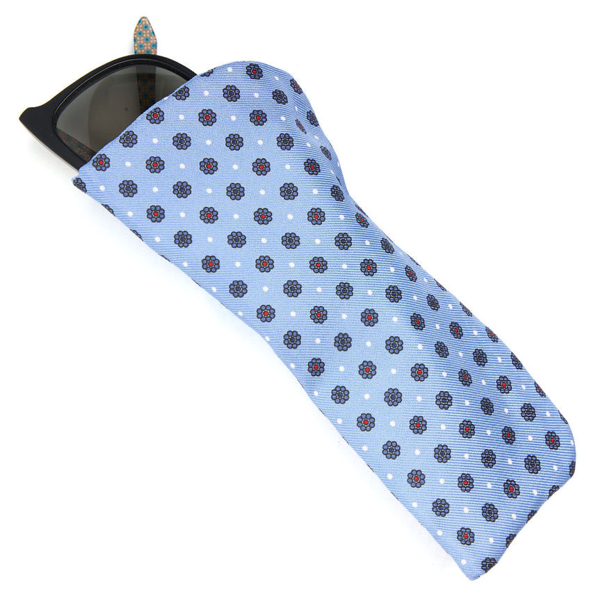 LIGHT BLUE GLASSES CASE