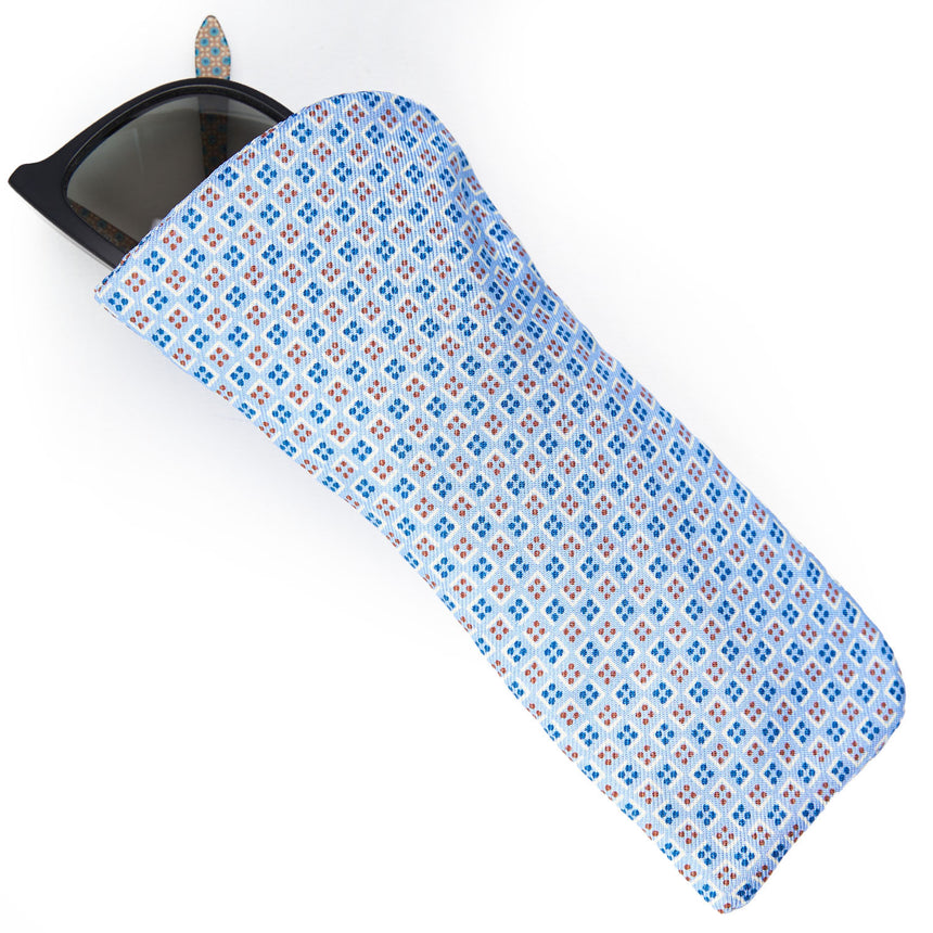 LIGHT BLUE SILK GLASSES CASE