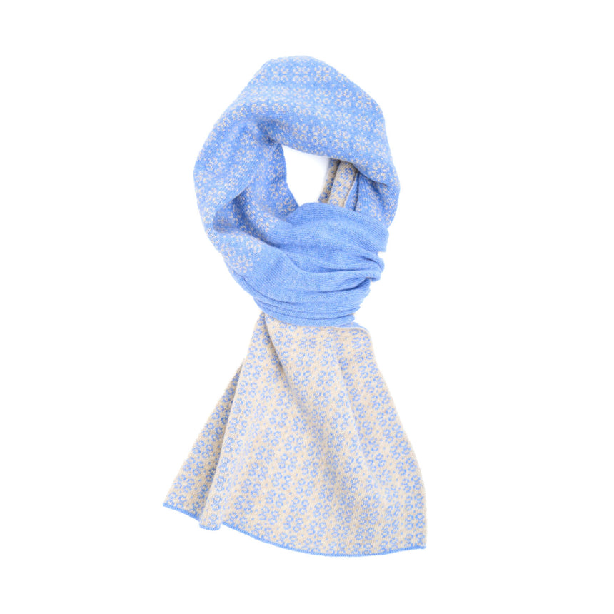 POWDER BLUE AND BEIGE NECK WARMER WITH MICRO PATTERN