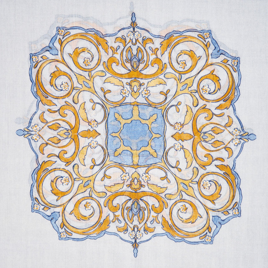 STOLA AZZURRA IN LANA