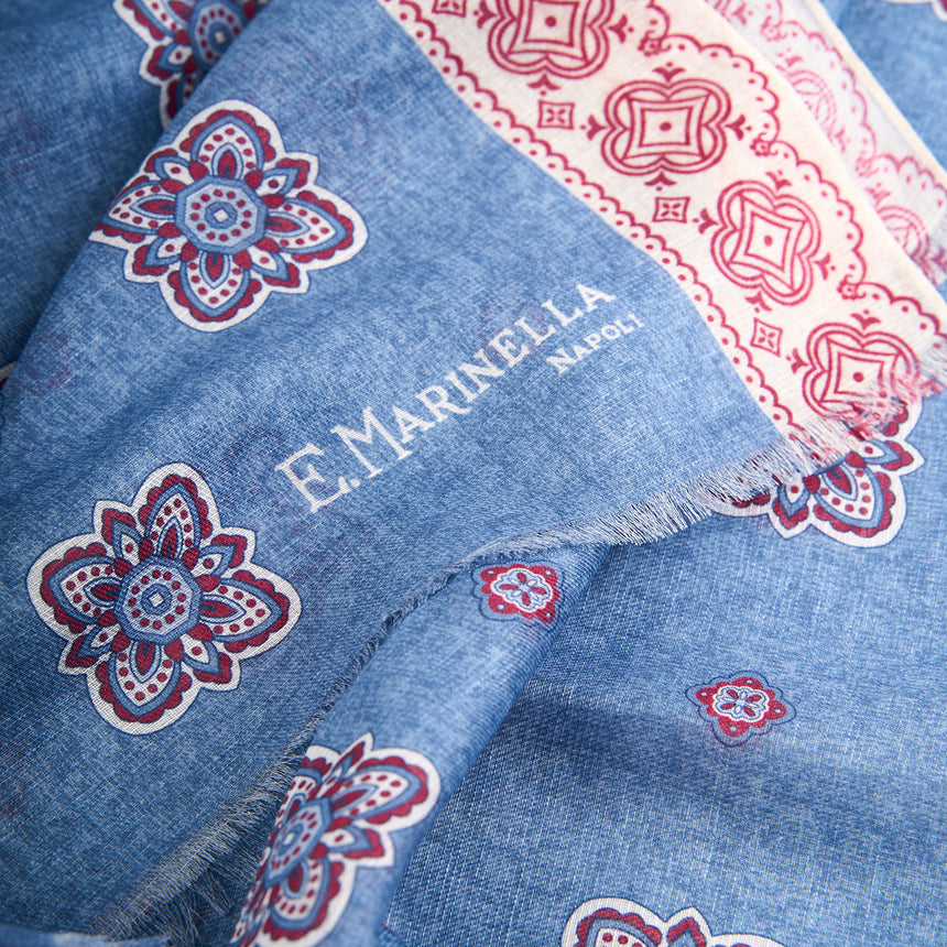 LIGHT BLUE COTTON AND LINEN SCARF