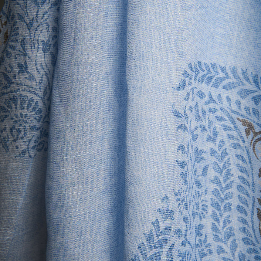 LIGHT BLUE COTTON AND LINEN SCARF