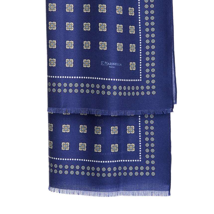 BLUE WOOL STOLE
