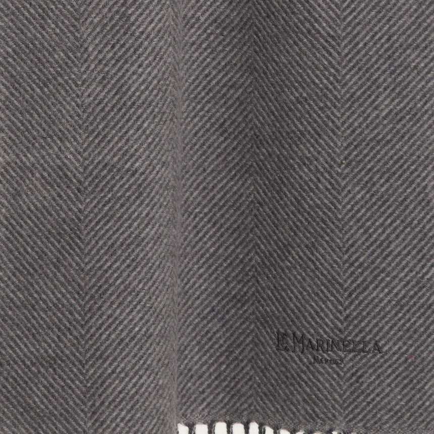 LIGHT GREY FRINGED SCARF