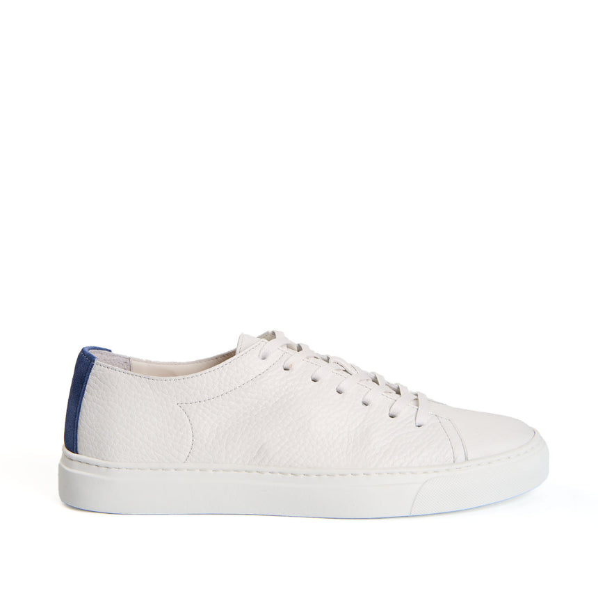 UNLINED SNEAKERS