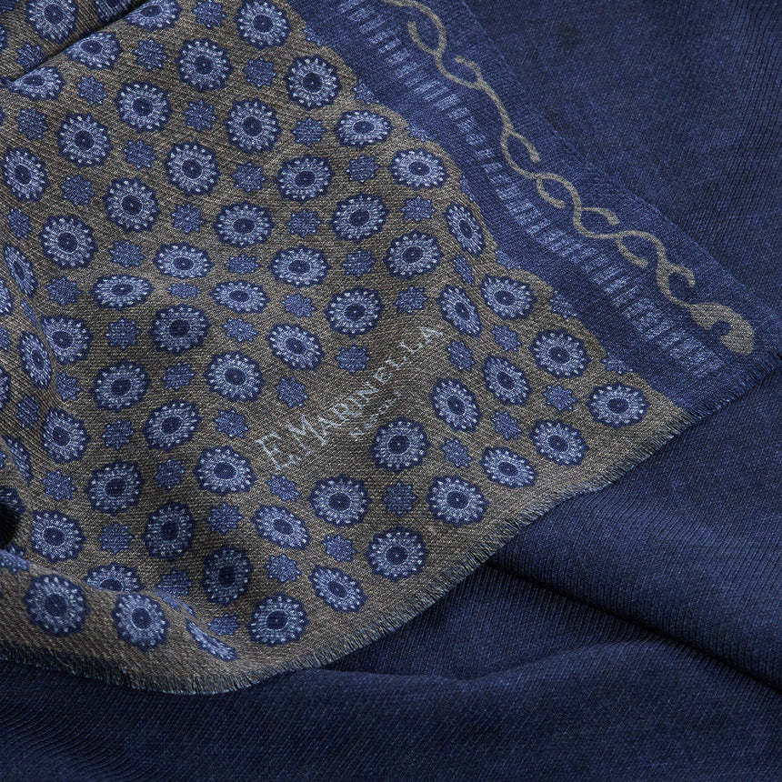 BLUE WOOL STOLE