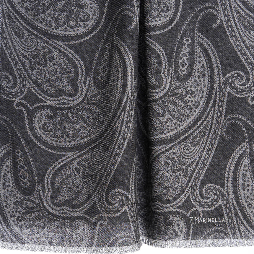 STOLA GRIGIA IN LANA