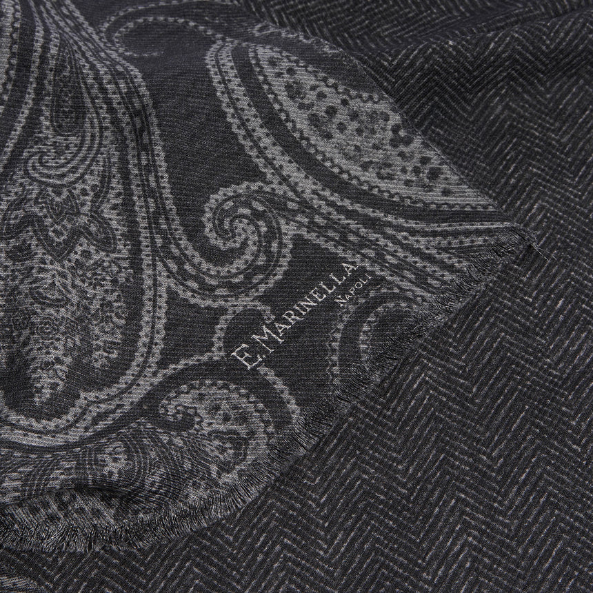 STOLA GRIGIA IN LANA