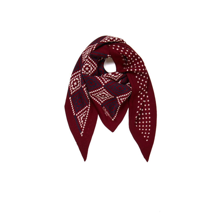 BURGUNDY TRIANGLE WOOL SCARF
